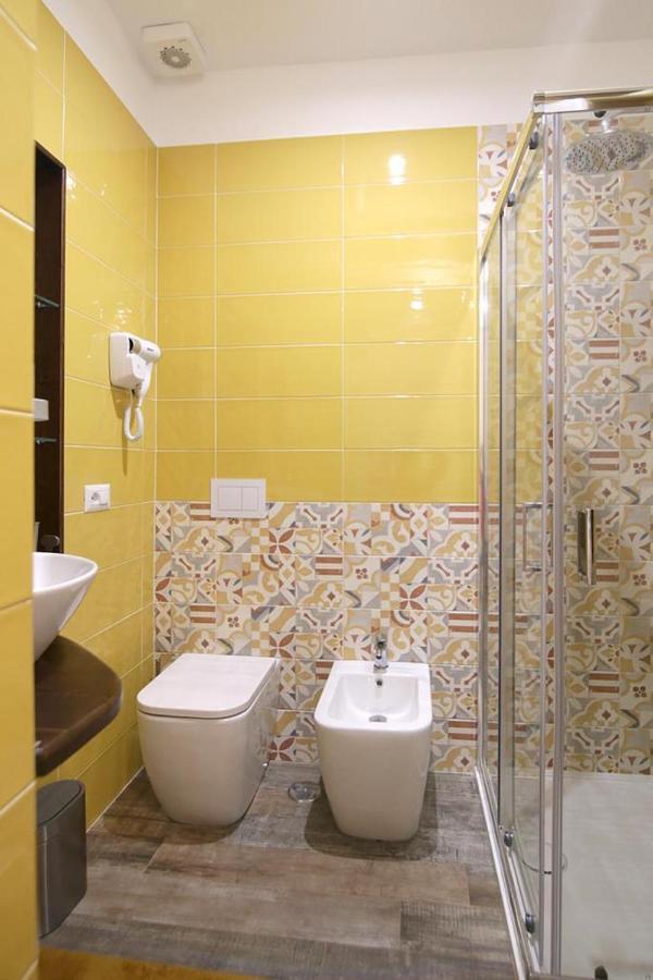 Antica Residenza Fusco Hotel Napels Buitenkant foto
